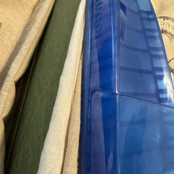 Gucci Transparent Sandals - Picture 5 of 7